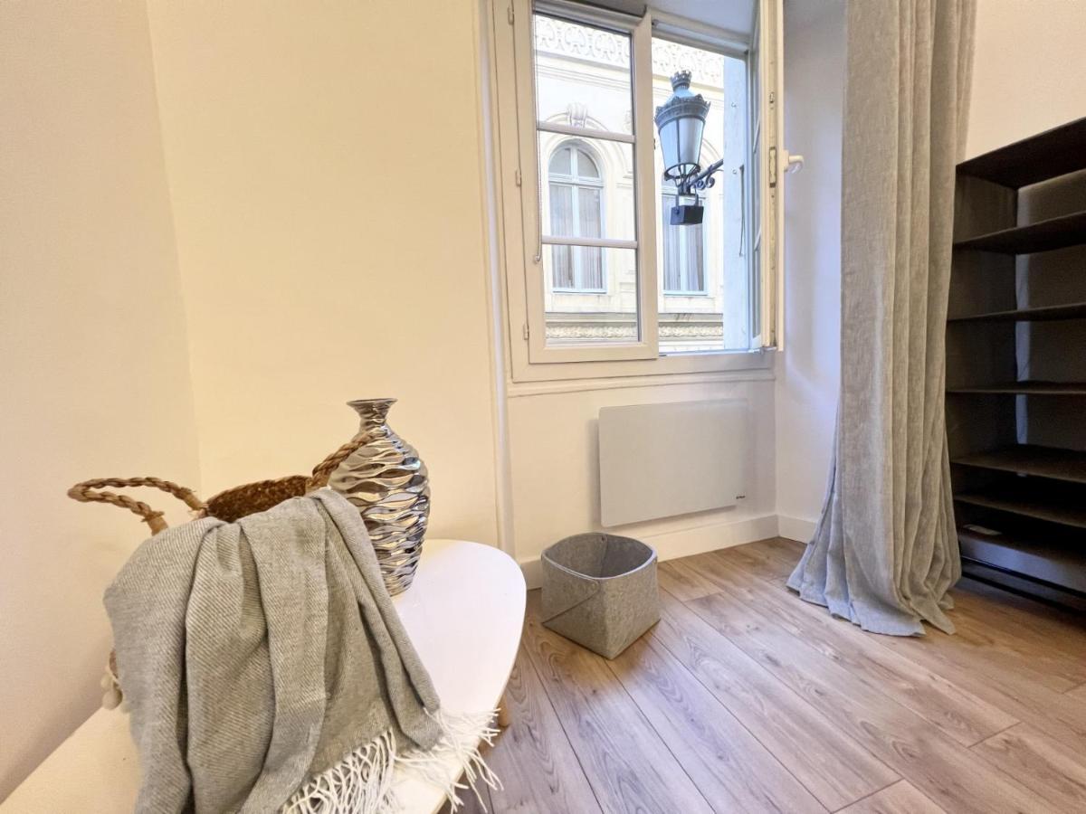Sublime 2 Pieces Au Coeur De La Vieille Appartement Nice
