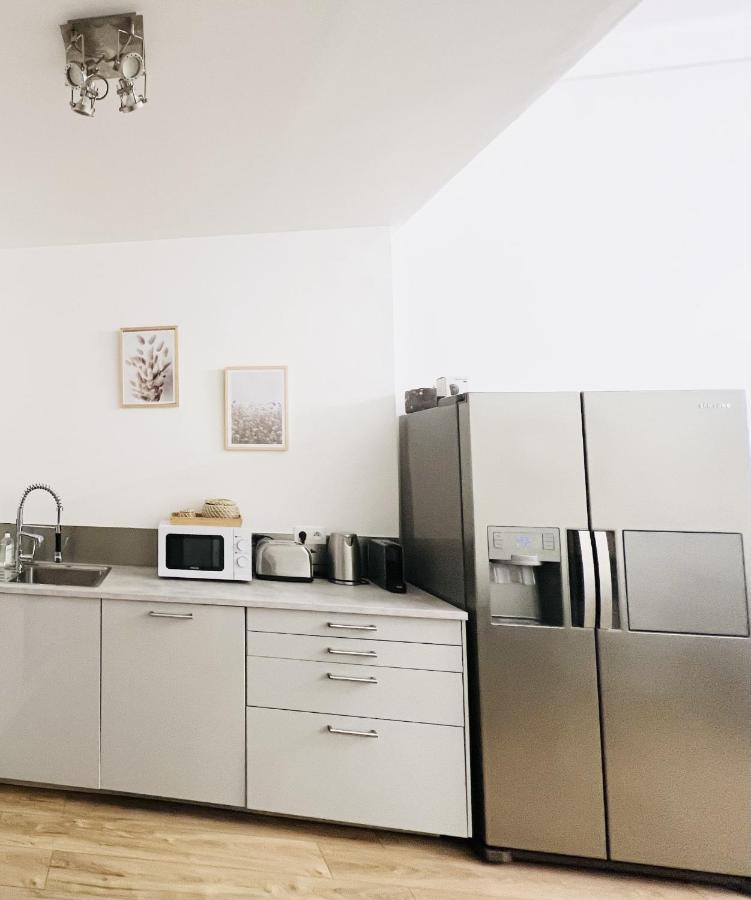 Appartement Sublime 2 Pieces Au Coeur De La Vieille *